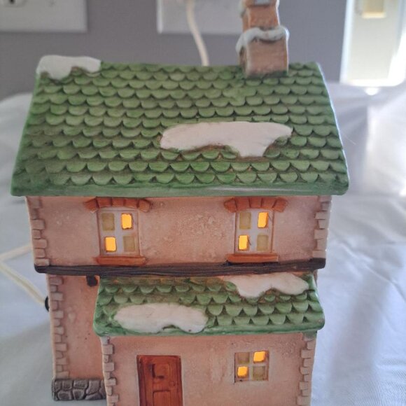 Americana Porcelain General Store – Lighted Christmas Village House – Hand-Paint - Picture 2 of 5
